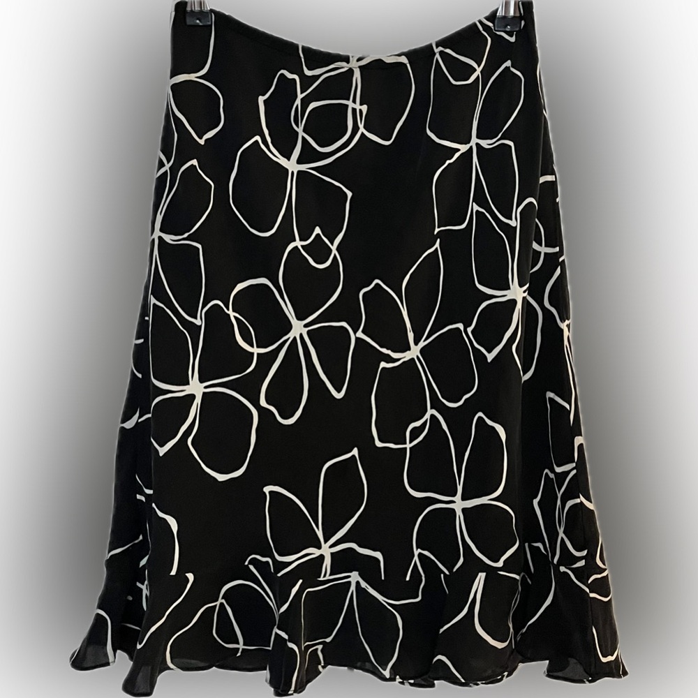 Y2K INC International Concepts skirt